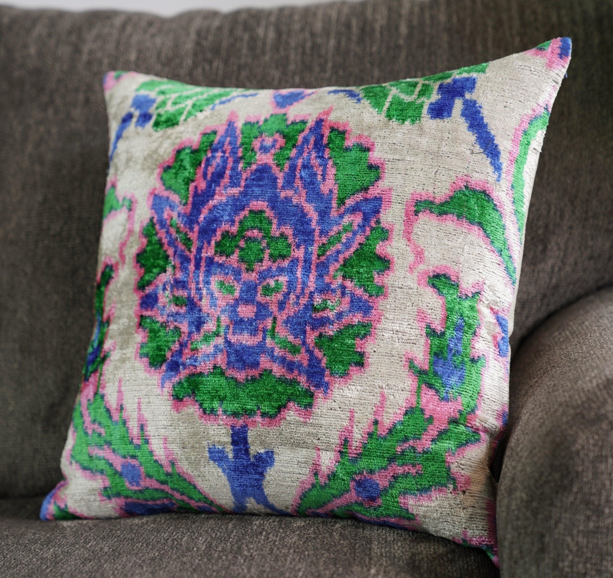 Canvello Farmhouse Throw Pillows For Couch - 18x18